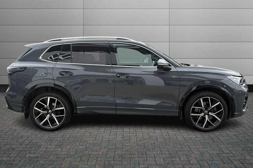Volkswagen Tiguan 2.0 Tdi R-line Suv Dsg 150 Ps EX25KKO Grey #4