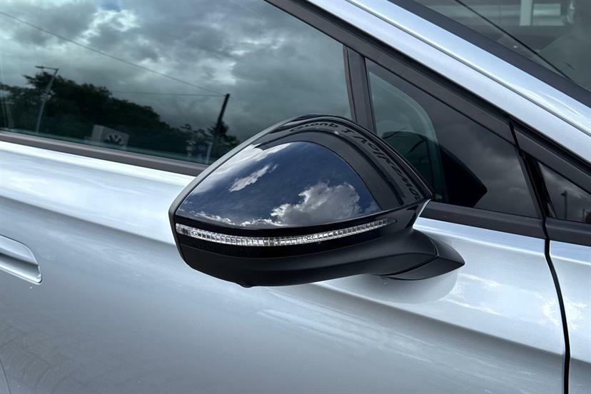 Volkswagen ID.7 Match Pro Plus Black #17