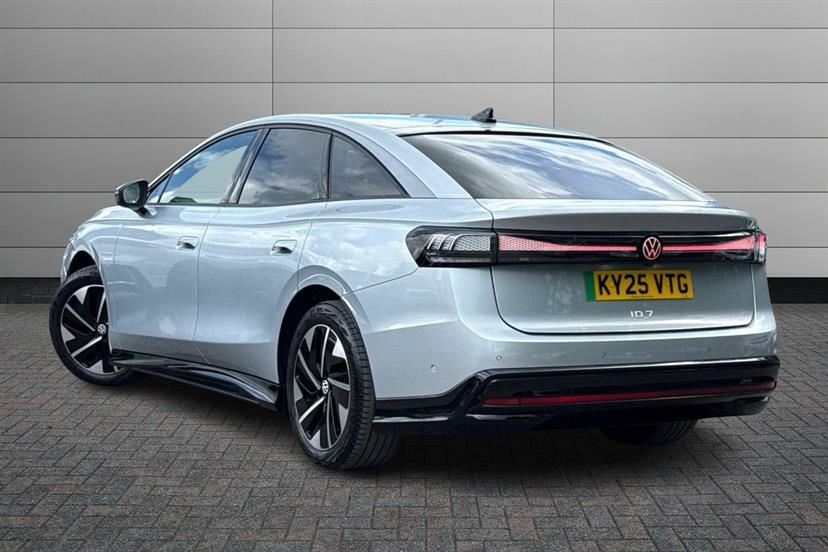 Volkswagen ID.7 210Kw Match Pro S Plus 86Kwh Silver #3