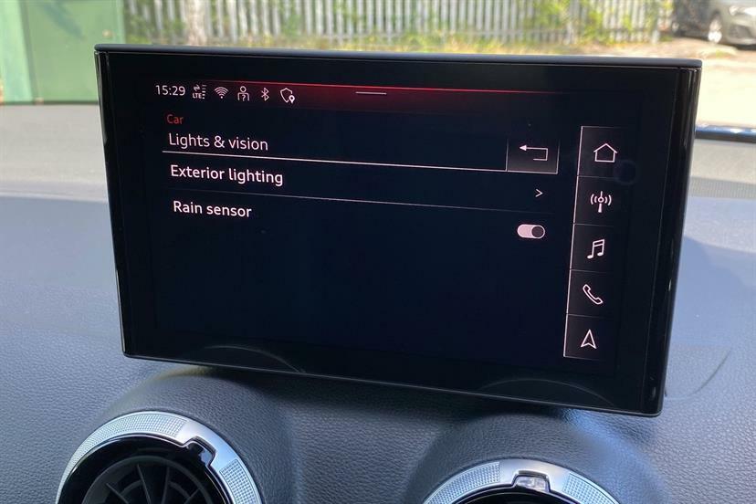 Audi Q2 35 Tfsi S Line White #21