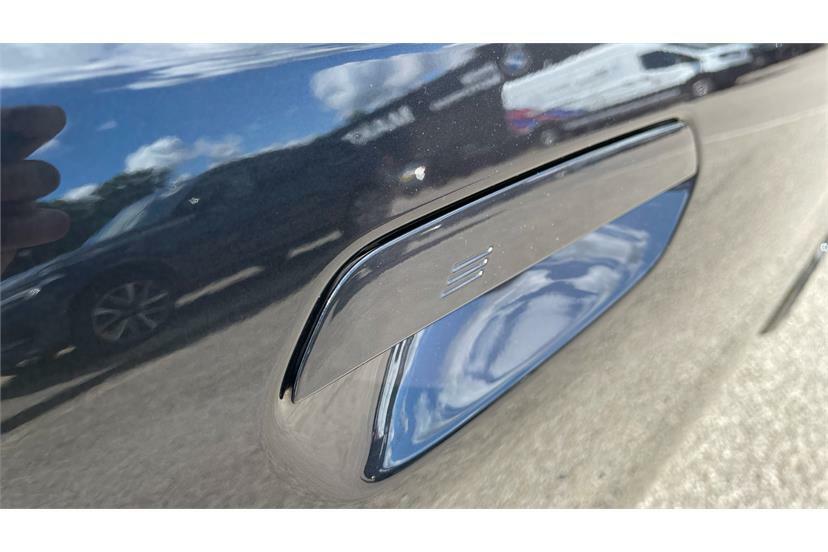 BMW i5 Saloon Grey #22