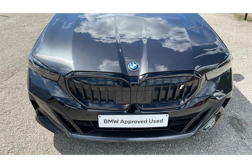 BMW i5 Saloon Grey #21