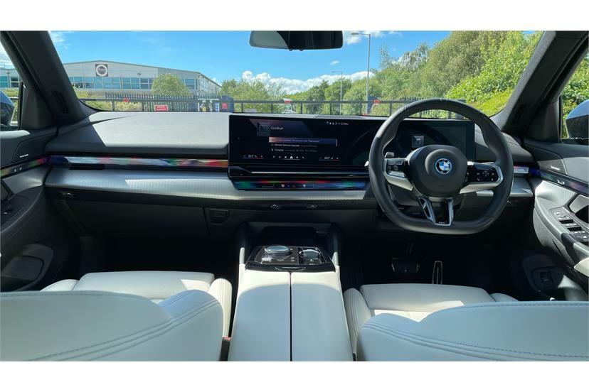 BMW i5 250Kw Edrive40 M Sport Pro 84Kwh Grey #4
