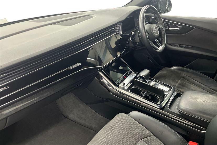Audi Q8 50 Tdi Quattro S Line Tiptronic Black #2