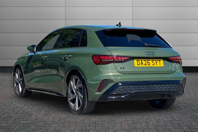 Audi A3 1.5 Tfsi 150 Black Ed S Tronic Tech Pack Green #3