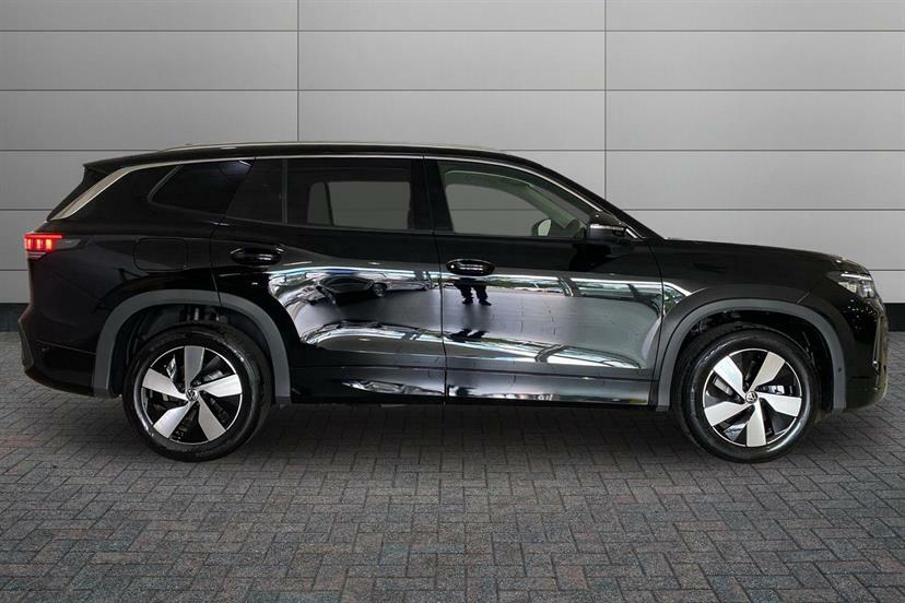 Volkswagen Tayron 1.5 Etsi Match Dsg7 7 Seat Area View Black #4