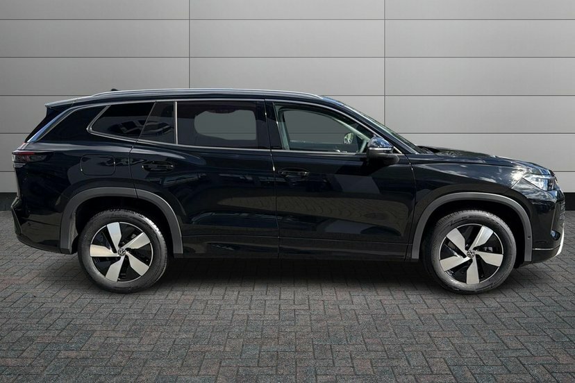 Volkswagen Tayron 1.5 Etsi Mhev Match Suv Hybrid Dsg 150 KY26TXZ Black #4