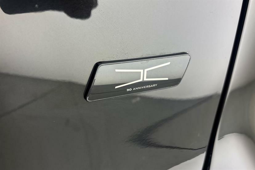 Jaguar F-Pace 2.0 D200 R-dynamic Se Black Awd 2024 White #19