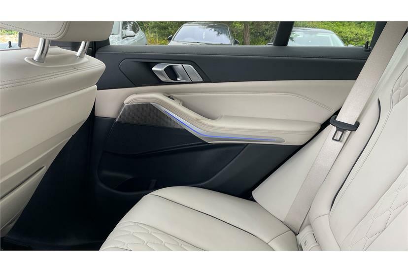 BMW X5 Xdrive45e M Sport Tech Pack White #36