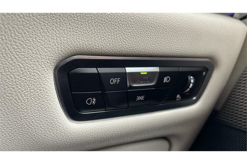 BMW X5 Xdrive45e M Sport Tech Pack White #42