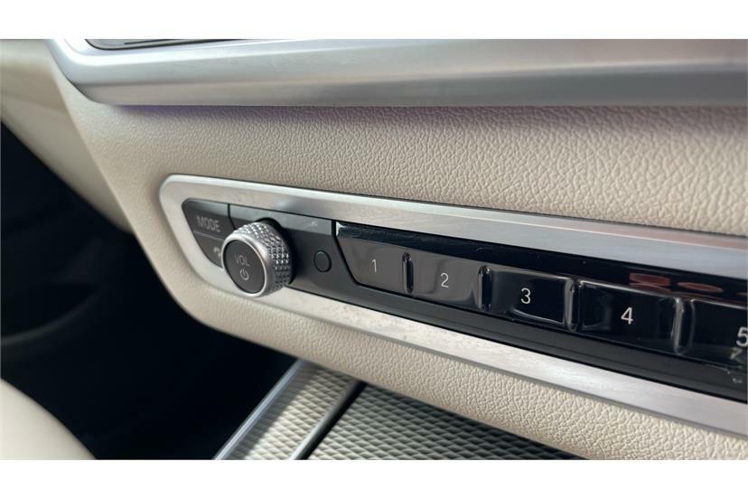 BMW X5 Xdrive45e M Sport Tech Pack White #57