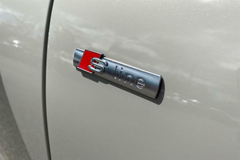 Audi A6 270Kw Performance 100Kwh Launch Edition Blue #39