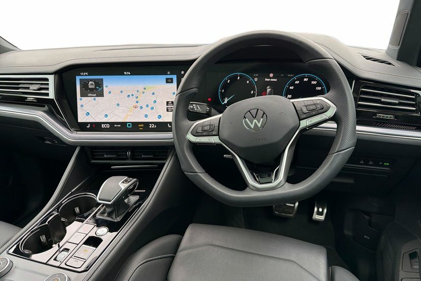 Volkswagen Touareg 3.0 Tdi V6 Black Edition Suv Tiptronic Black #6