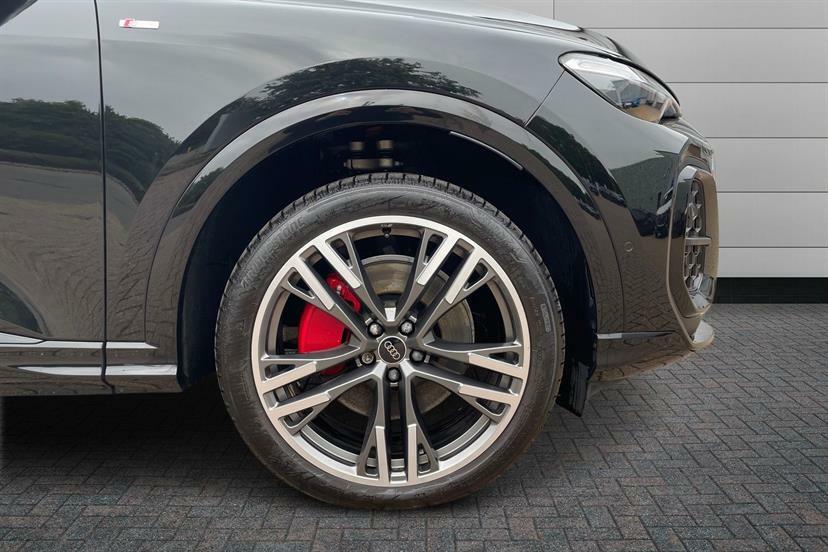 Audi Q5 2.0 Tdi Quattro Edition 1 S Tronic Black #4