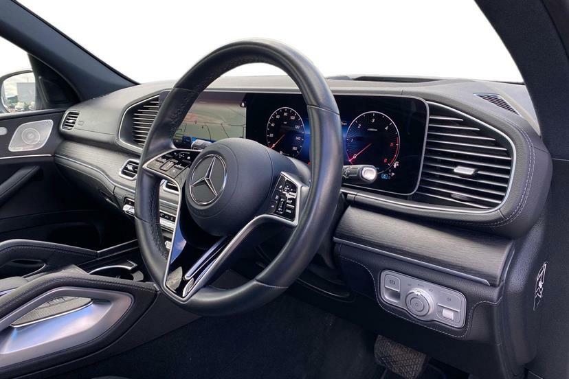 Mercedes-Benz GLE Class 450D 4Matic Amg Line Prem 9G-tronic 7 St Black #4