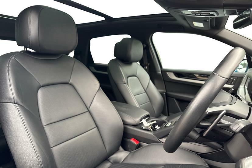 Porsche Cayenne E-hybrid Tiptronic S White #8
