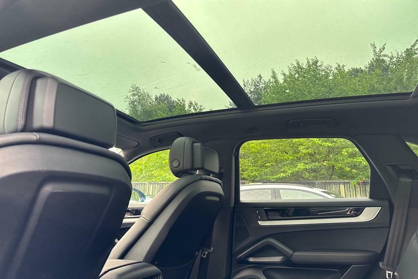 Porsche Cayenne E-hybrid Tiptronic S White #24