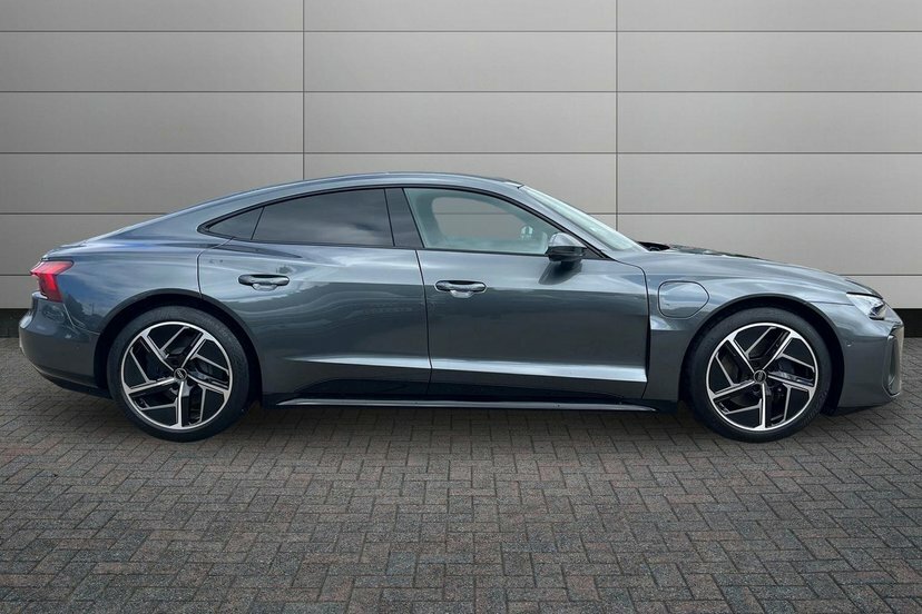 Audi E Tron GT 105Kwh Saloon Quattro 503 Ps T Grey #4