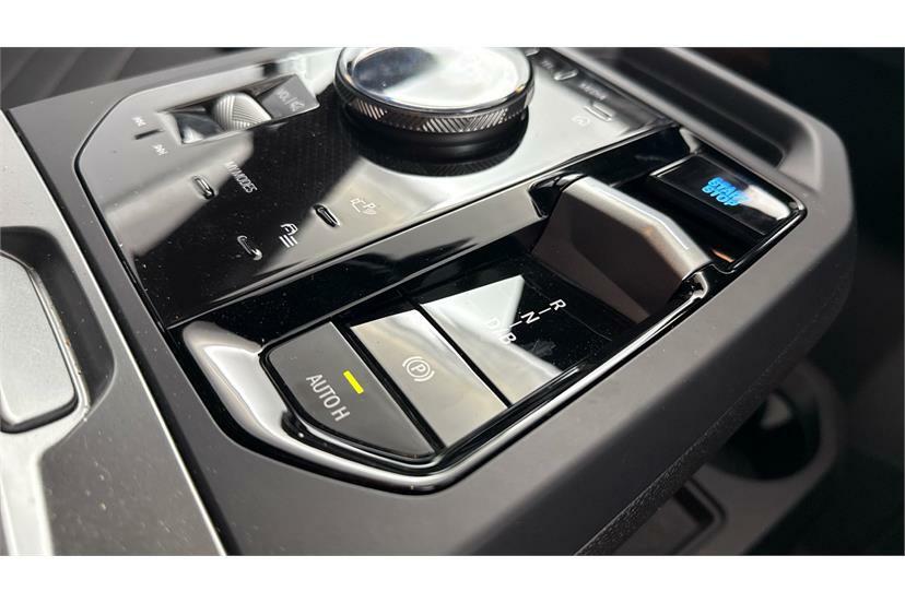 BMW iX M Sport Grey #18