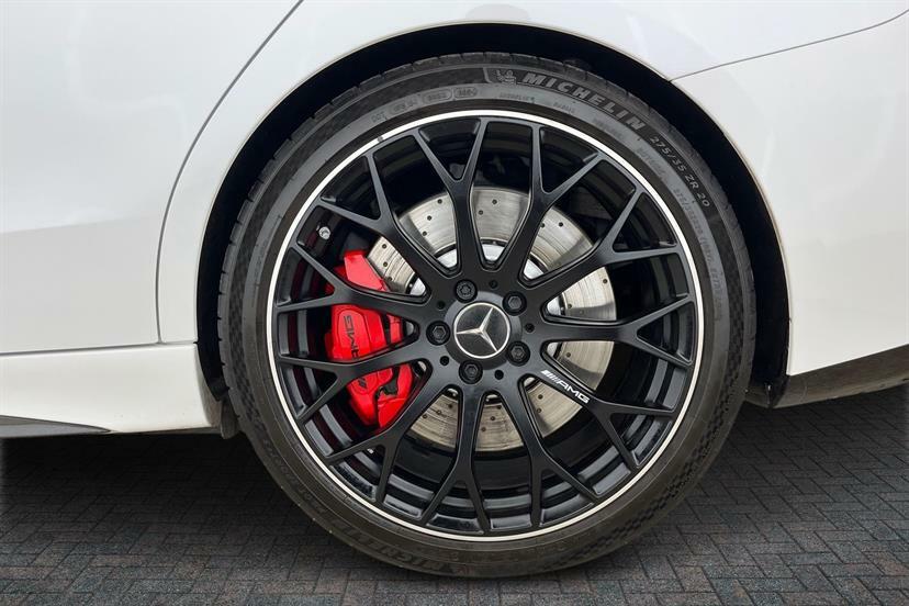 Mercedes-Benz C Class C63 S E 4Matic Carbon Edition Mct White #3