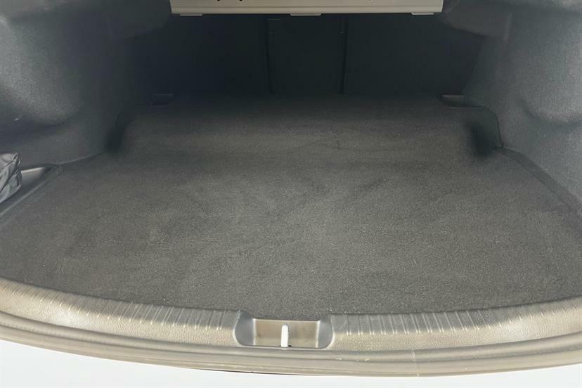 Mercedes-Benz C Class Amg Line Silver #47