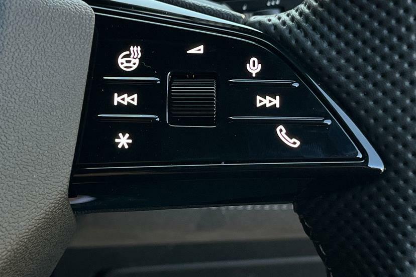 Audi SQ6 E-Tron Sq6 Suv Edition 1 E-tron 360,00 Kw Black #24