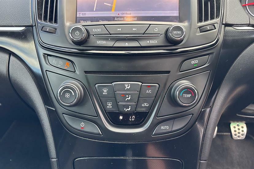 Vauxhall Insignia Cdti Design Hatchback Blue #18