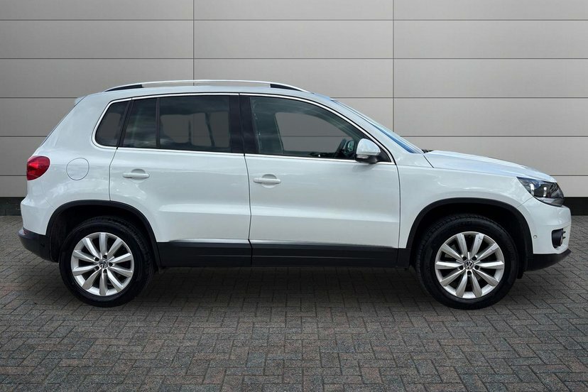 Volkswagen Tiguan 2.0 Tdi Bluemotion Tech Match Suv Dsg 4 LY63BMO White #4
