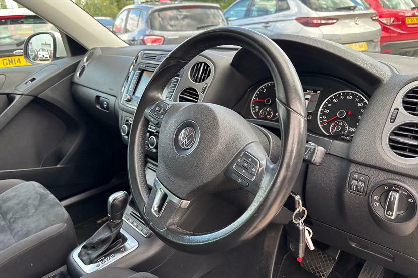 Volkswagen Tiguan Se Tdi Bluemotion Technology Black #17