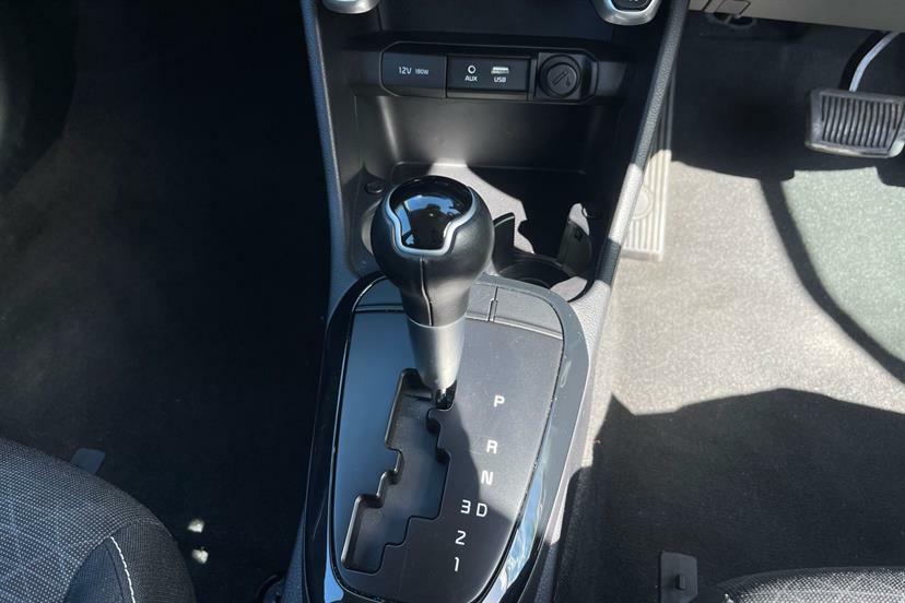 Kia Picanto X-line White #8