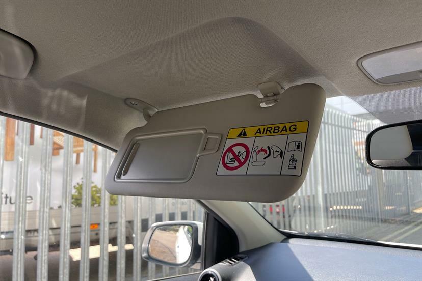 Kia Picanto X-line White #16