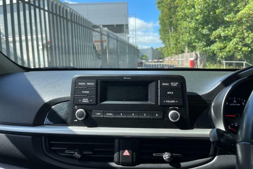 Kia Picanto X-line White #18