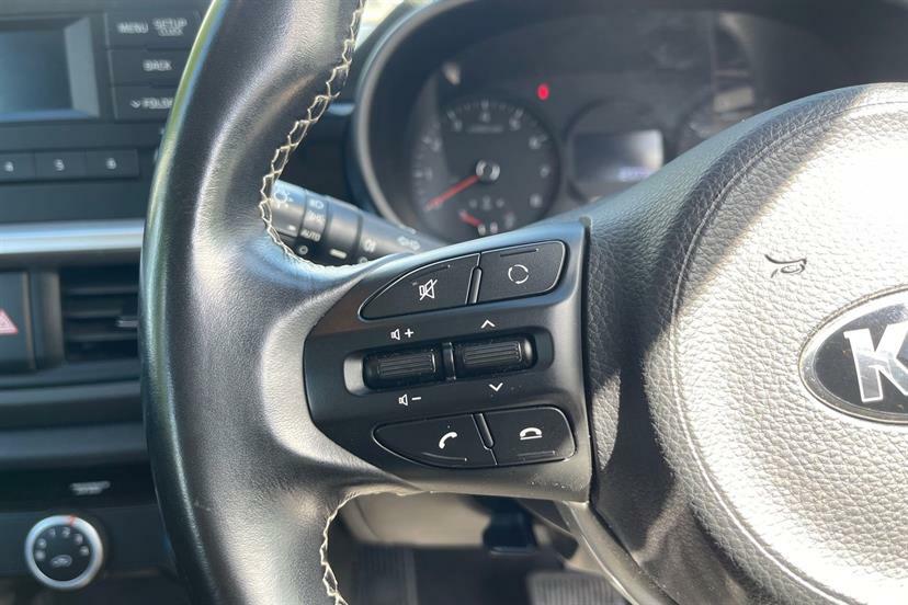 Kia Picanto X-line White #21