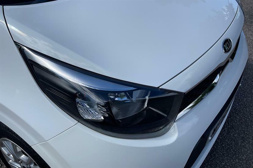 Kia Picanto X-line White #27