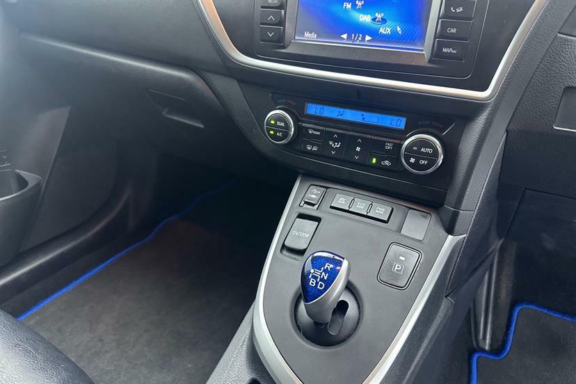 Toyota Auris Excel Blue #21