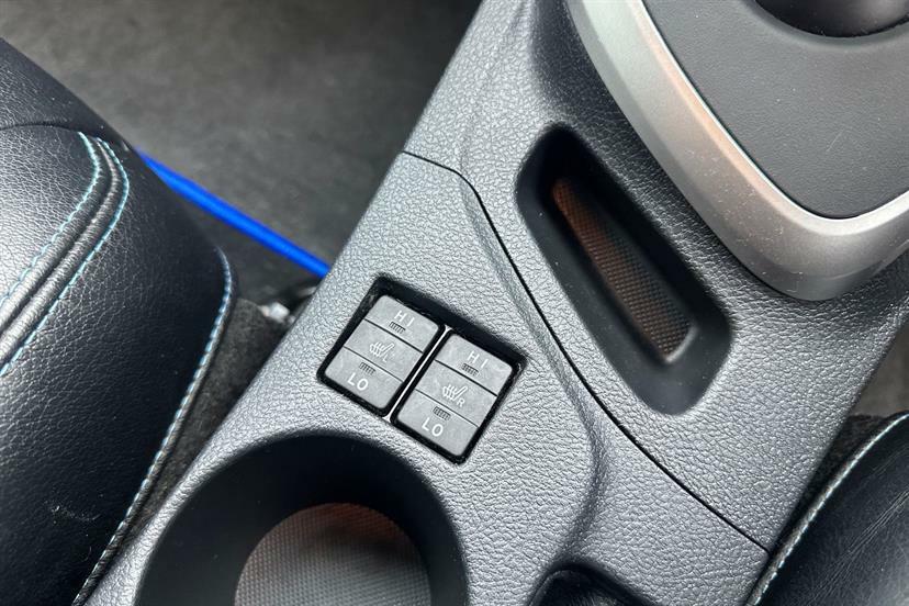 Toyota Auris Excel Blue #25