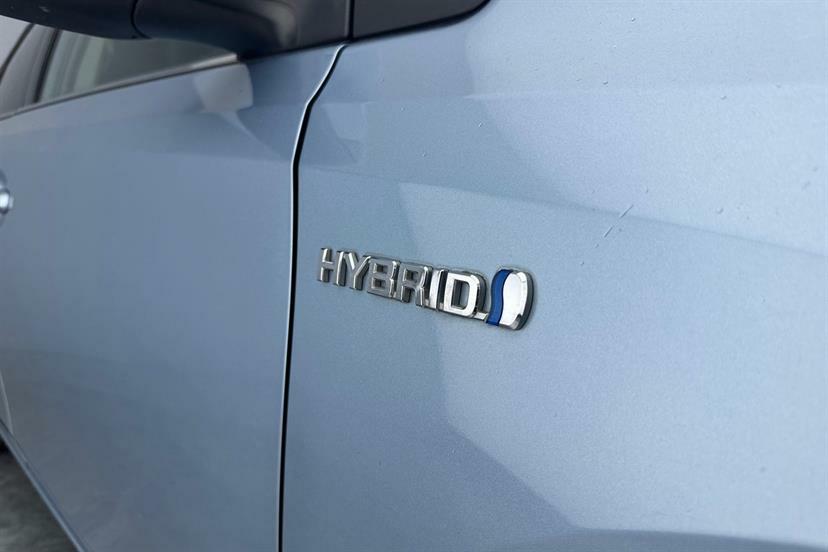 Toyota Auris Excel Blue #15