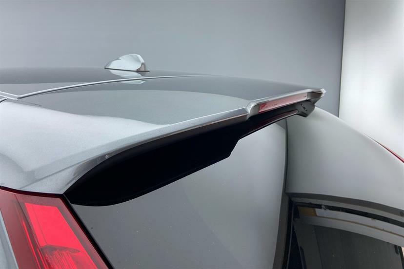 Volvo V40 T3 R-design Edition Hatchback Black #25