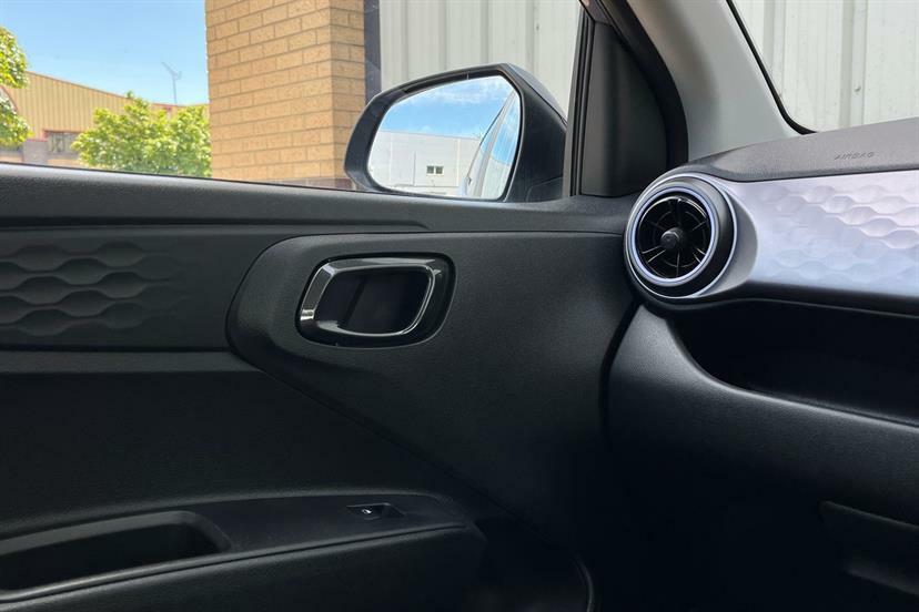 Hyundai I10 Advance Black #33