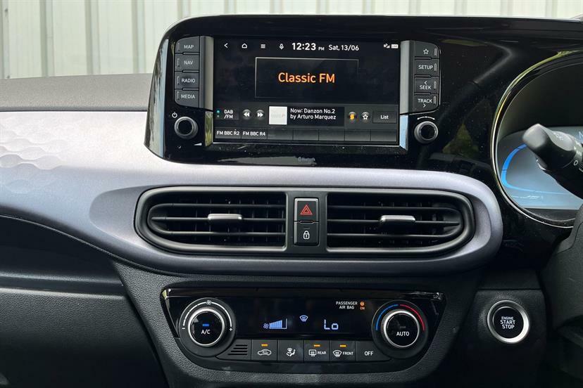 Hyundai I10 Advance Black #28
