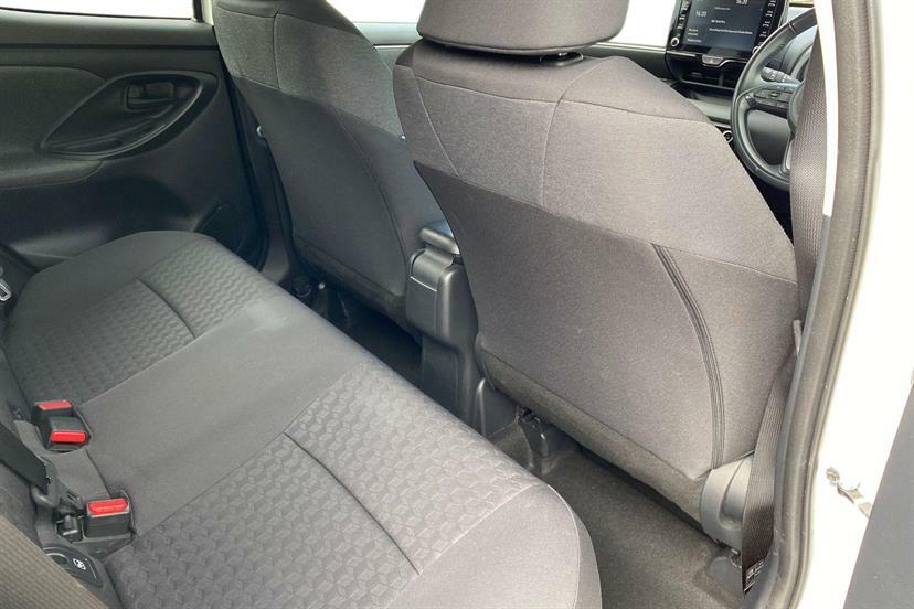 Toyota Yaris Excel  #13