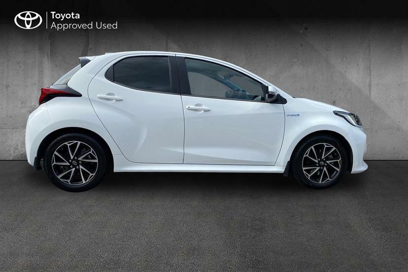 Toyota Yaris Excel  #16