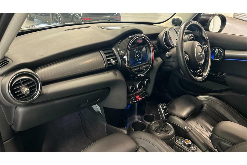 Mini Hatch 1.5 Cooper Exclusive II Black #6