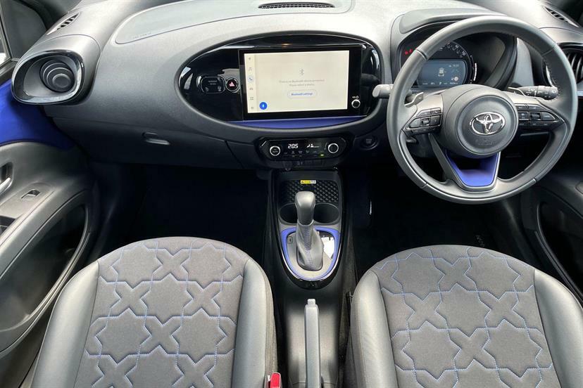 Toyota Aygo X 1.0 Vvt-i Exclusive Black #5