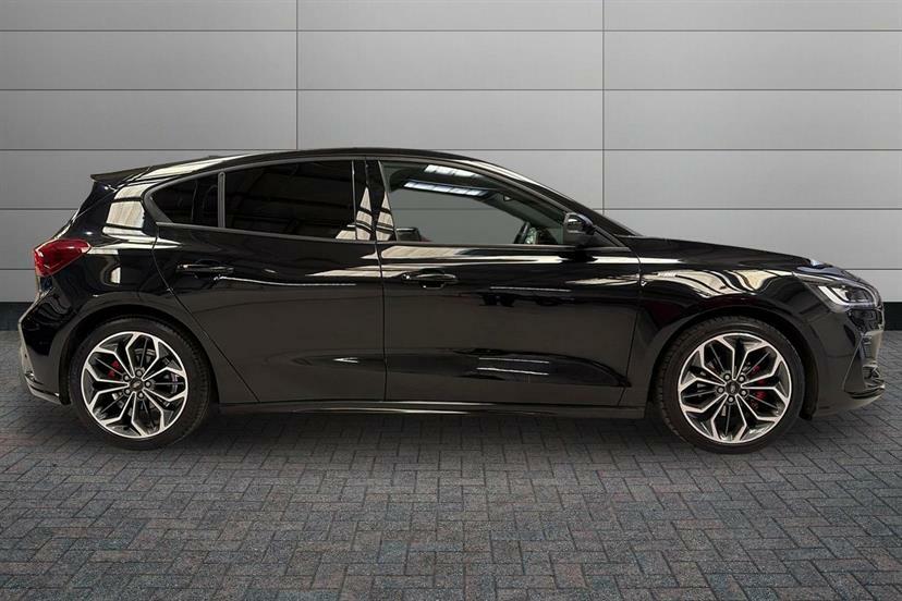 Ford Focus 1.0 Ecoboost Hybrid Mhev 155 St-line X Black #4
