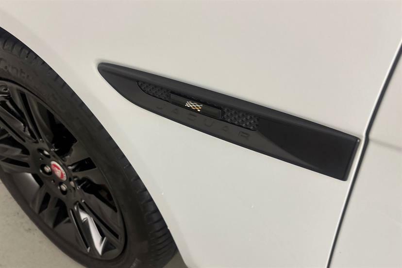Jaguar XF D V6 S Black #20