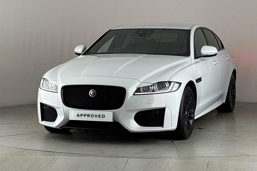 Jaguar XF D V6 S Black #43