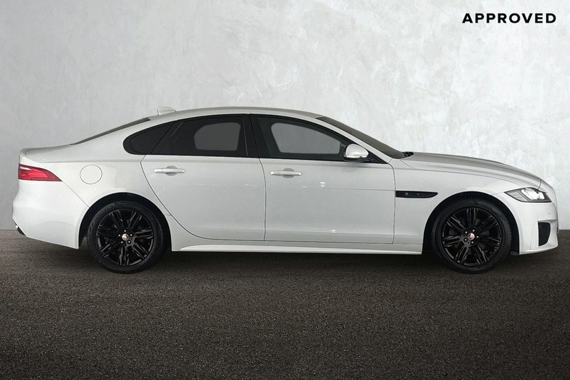 Jaguar XF 2.0I Chequered Flag Saloon 250 Ps White #5
