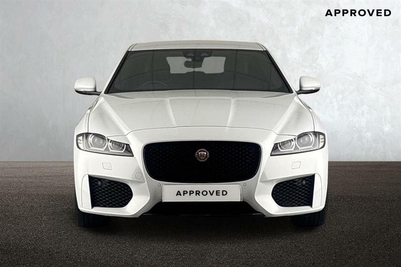 Jaguar XF D V6 S Black #7