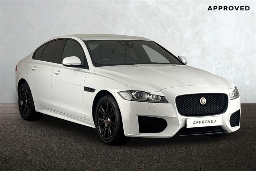 Jaguar XF 2.0I 250 Chequered Flag White